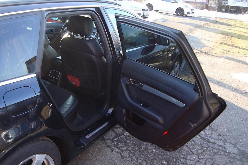 Audi A6 (2010) Avant 2.7 TDi, S-Line, Nová ST - fotka 32 z 56
