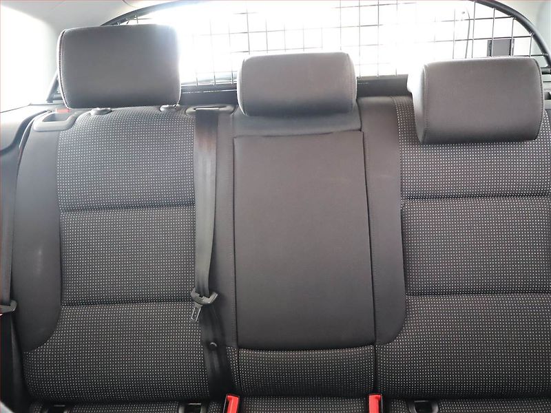 Audi A3 (2007) 2.0 TDI, Serv.kniha, po STK - fotka 10 z 17