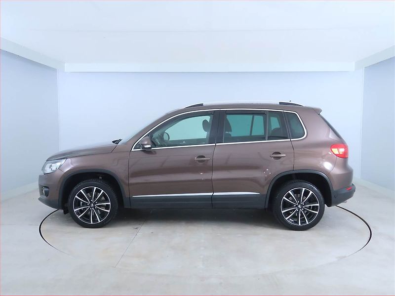 Volkswagen Tiguan (2013) Sport&Style 2.0 TDI, 4X4 - fotka 3 z 17
