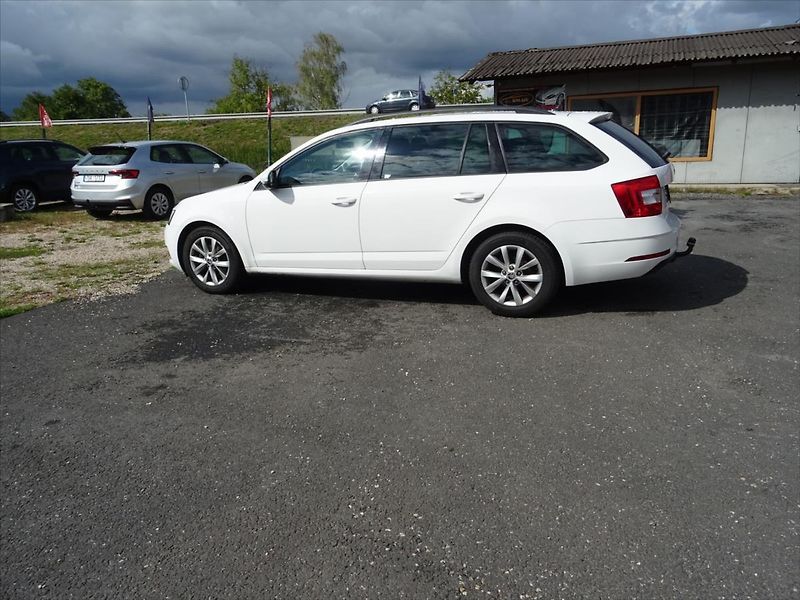 Škoda Octavia 1,0 TSi 85 kw - fotka 4 z 19