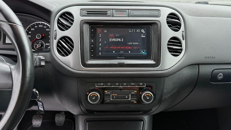 Volkswagen Tiguan (2015) 1.4TSi 90kW REZERVOVANO - fotka 14 z 23