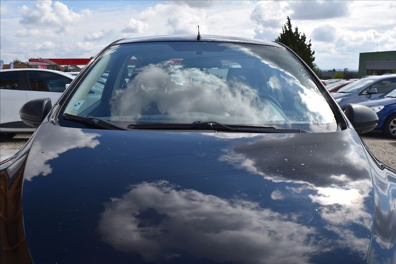 Mazda 2 1,4 i 55KW KLIMA - fotka 3 z 35