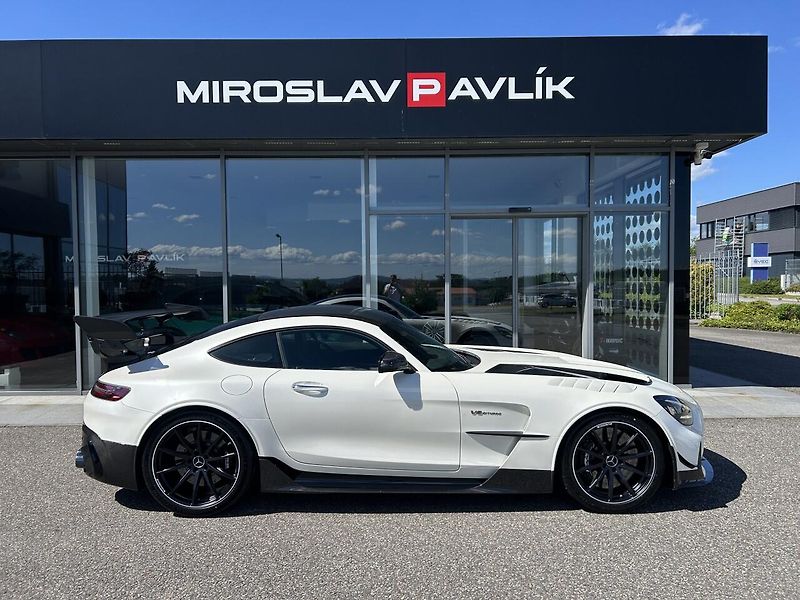 Mercedes-Benz AMG GT Black Series - fotka 4 z 43