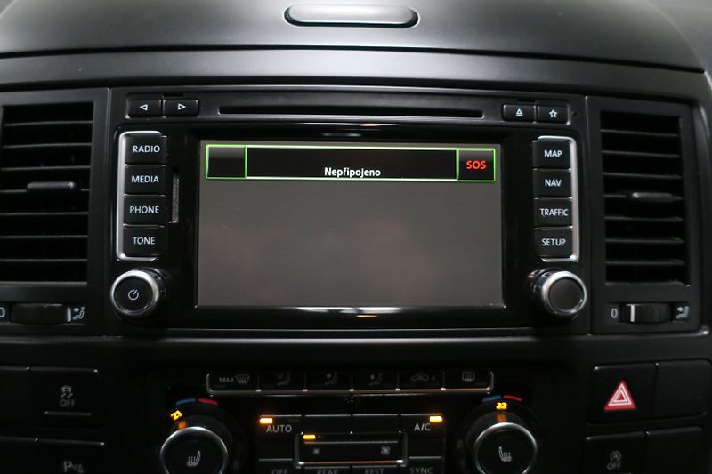 Volkswagen Multivan (2014) T5.1 Long Comfort 4Motion DSG - fotka 26 z 46