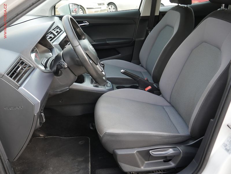 Seat Arona (2019) 1.0 TSi, Xcellence, navi - fotka 9 z 19