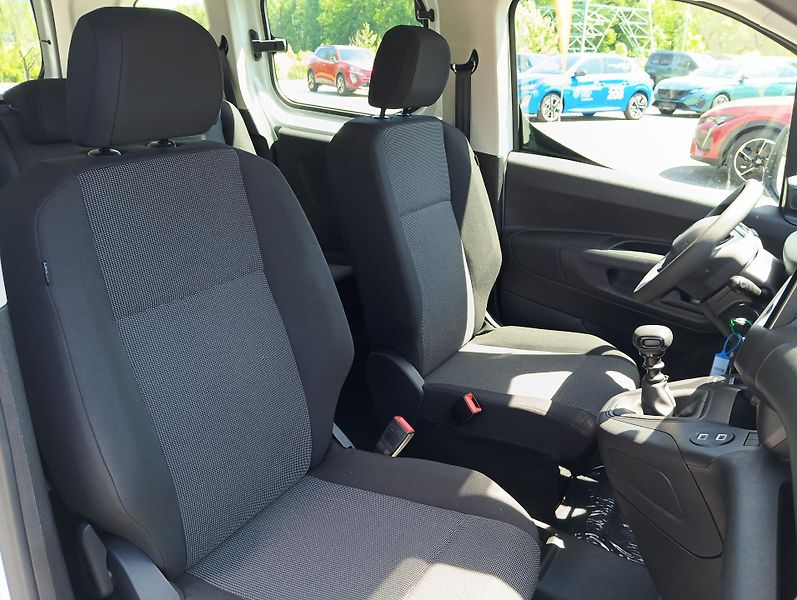 Peugeot Rifter (2026) ACTIVE Turbo 110 MAN6 N1 - fotka 12 z 18