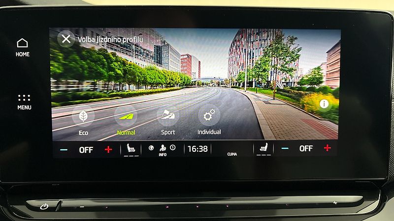 Škoda Octavia 2.0 TSI DSG 4x4 Style Combi - fotka 26 z 27