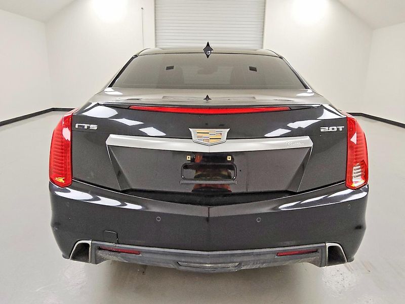 Cadillac CTS (2018) Auto na cestě - fotka 6 z 12