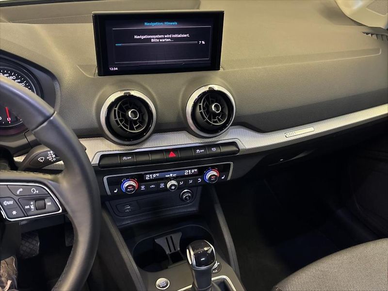 Audi Q2 2,0 TDI TAŽNÉ KEYLESS ZÁRUKA - fotka 7 z 9