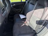Mercedes-Benz CLA (2018) 180 90 kW / AMG line - náhled 13