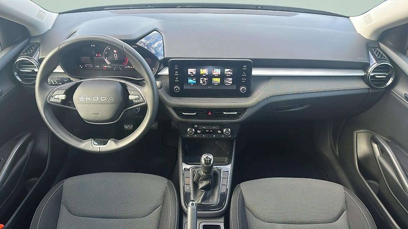 Škoda Fabia Selection 1,0 TSI 70kW MT5/Z66 - fotka 5 z 25