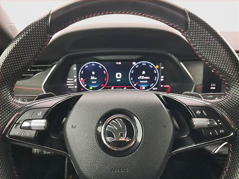 Škoda Octavia (2021) RS 2.0 TSI - fotka 16 z 16