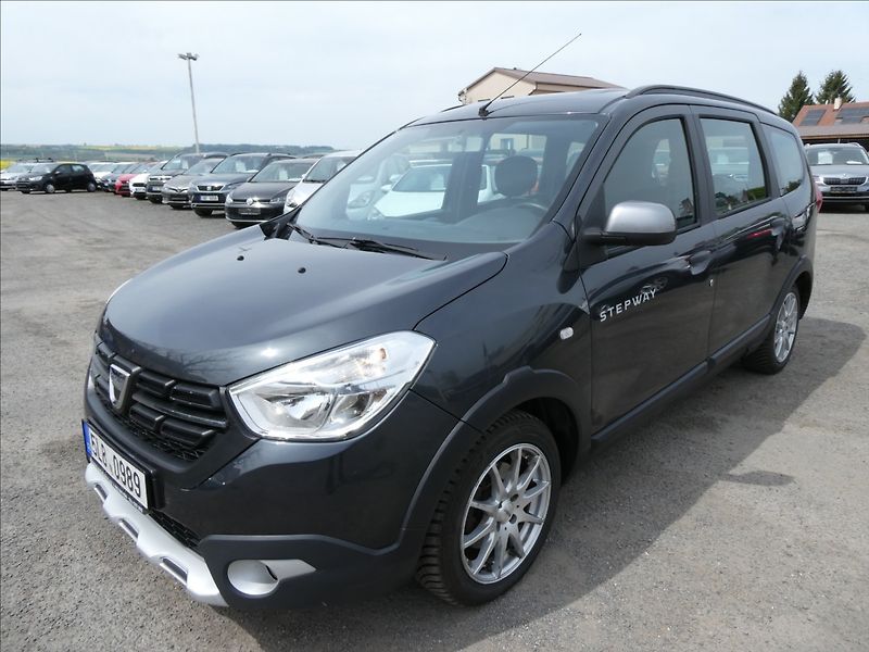 Dacia Lodgy 1,2 TCe 85kW klima,NAVI,závěs - fotka 3 z 35