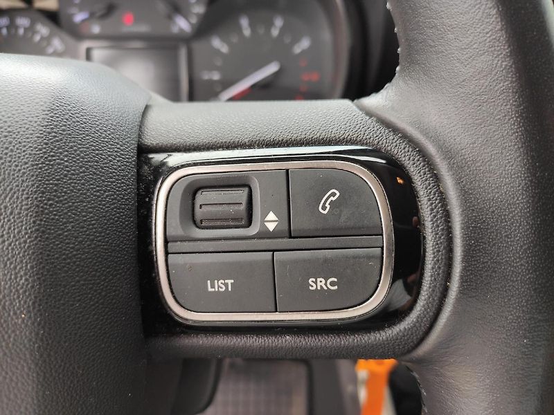 Citroën C3 Aircross (2022) 1.2 110k MAN6 záruka 1majitel - fotka 23 z 31