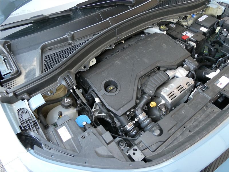 Citroën C3 Aircross 1,2 Turbo 100ps YOU,2 x pneu - fotka 36 z 41
