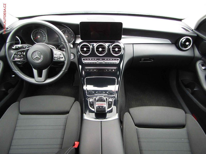 Mercedes-Benz Třídy C (2021) 1.6 d C 200 d, AT, LED, park - fotka 8 z 24