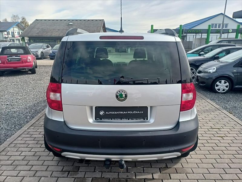 Škoda Yeti 2,0   2.0 TDI 4x4 - fotka 4 z 12