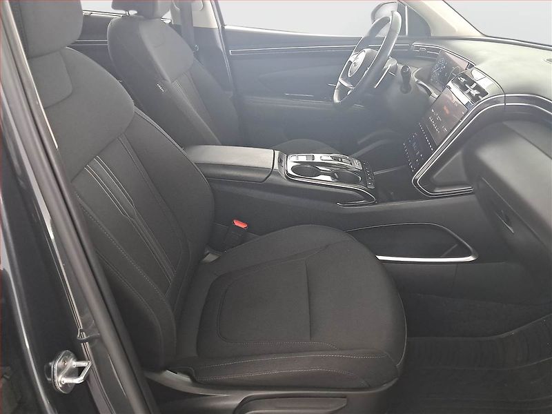 Hyundai Tucson (2023) 1.6 CRDi 48V MHEV - fotka 9 z 18