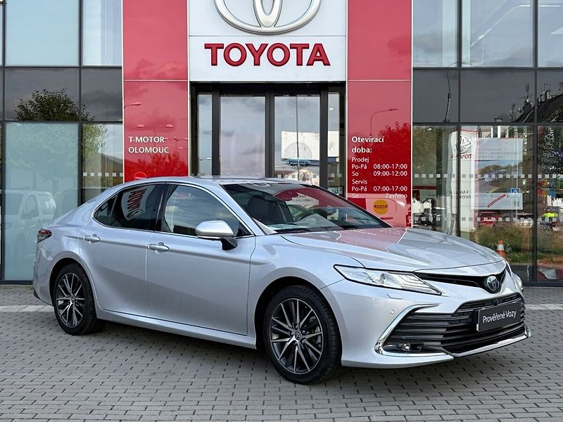 Toyota Camry 2,5 Hybrid  Executive VIP - fotka 4 z 20
