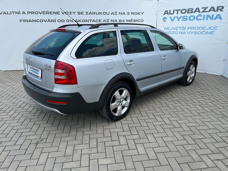 Škoda Octavia (2007) Scout 2.0TDi 103kW! - fotka 4 z 23