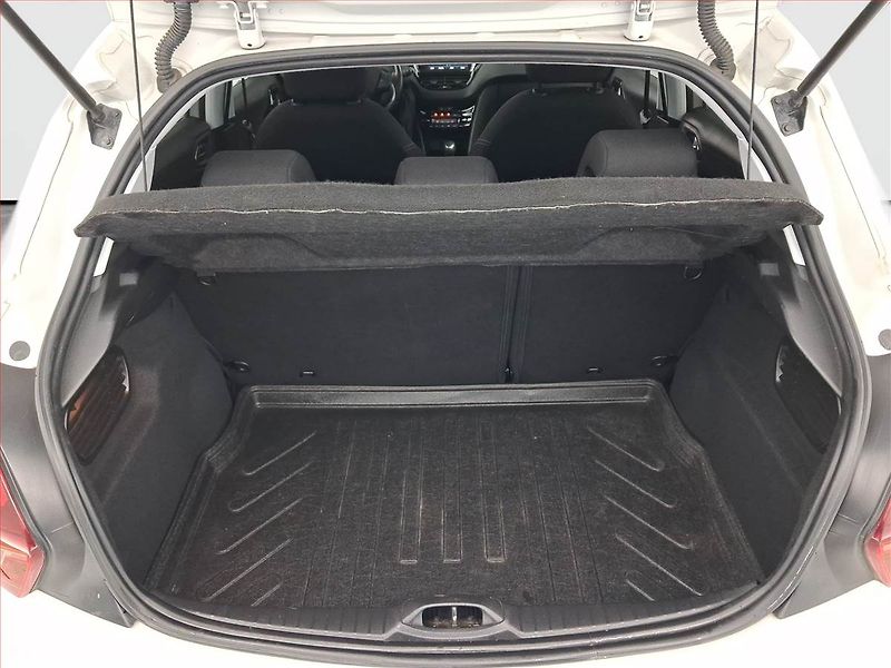 Peugeot 208 (2019) 1.2 PureTech, Automat, Navi - fotka 14 z 20