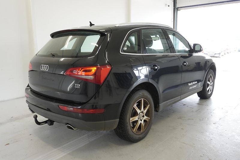 Audi Q5 VAN 3,0 TDI QUATTRO AUT. - fotka 5 z 28