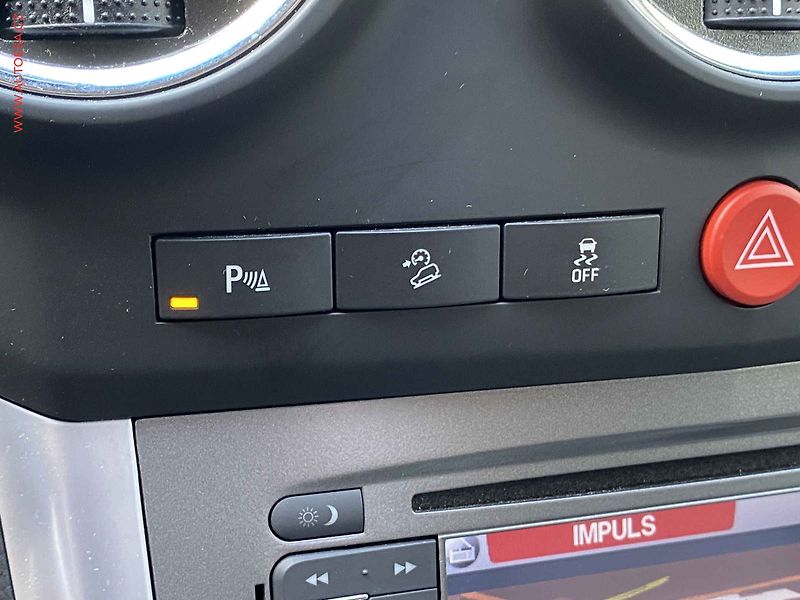 Opel Antara (2014) 2.2 CDTi 4x4, AT, bixen, TZ - fotka 19 z 21