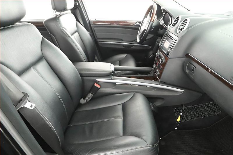 Mercedes-Benz GL (2006) 420 CDI, 4X4, Automat, Kůže - fotka 7 z 21