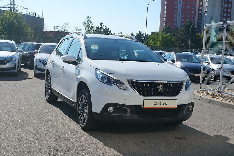 Peugeot 2008 - fotka 3 z 6