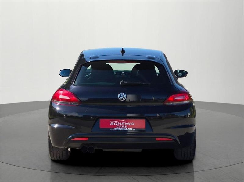 Volkswagen Scirocco 1,4 TSi 118 Kw DSG Match - fotka 6 z 20