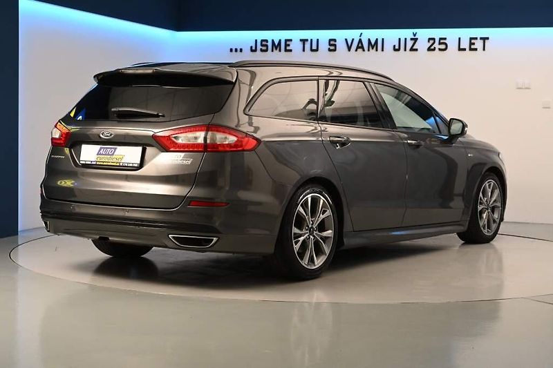 Ford Mondeo (2018) 2.0 ST-LINE 132 KW LED ACC Taž - fotka 5 z 36