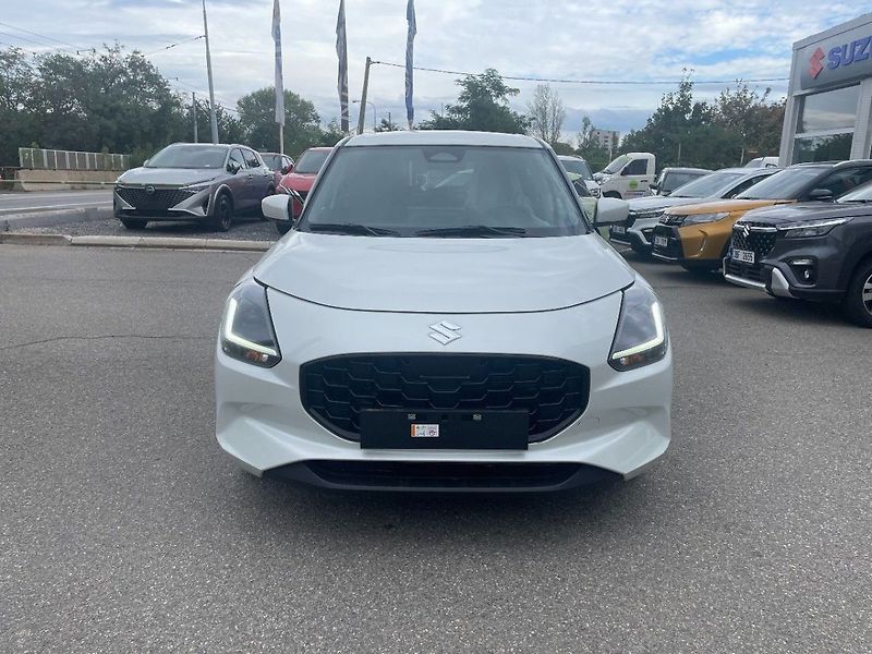 Suzuki Swift automat Premium - fotka 2 z 10