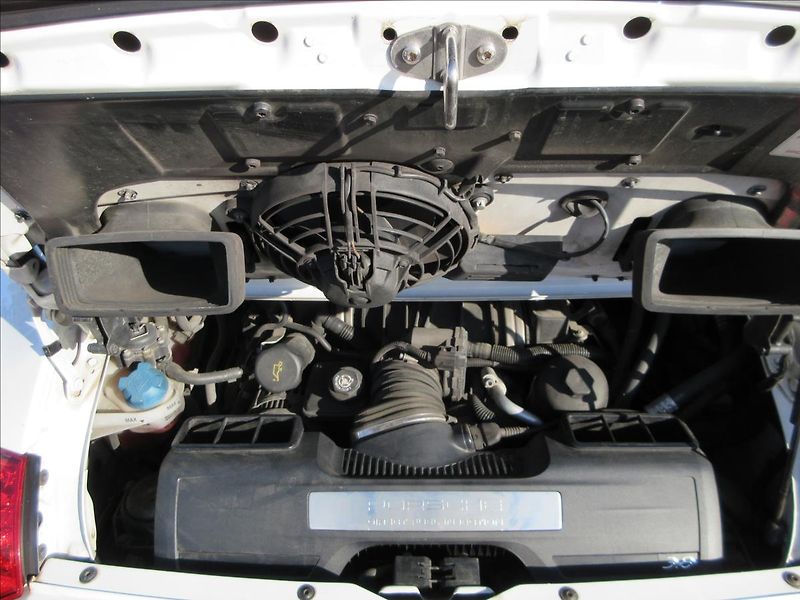 Porsche 911 S4 283Kw, 997,2 Kabrio, PDK, N - fotka 28 z 29