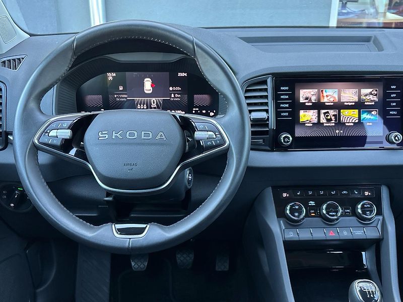 Škoda Karoq Selection - fotka 18 z 28