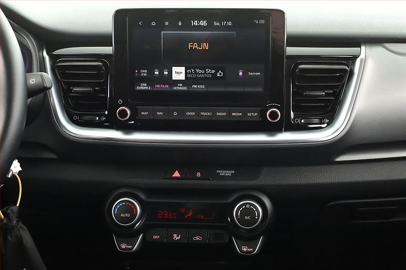 Kia Stonic (2025) Exclusive 1.0 T-GDI - fotka 12 z 17