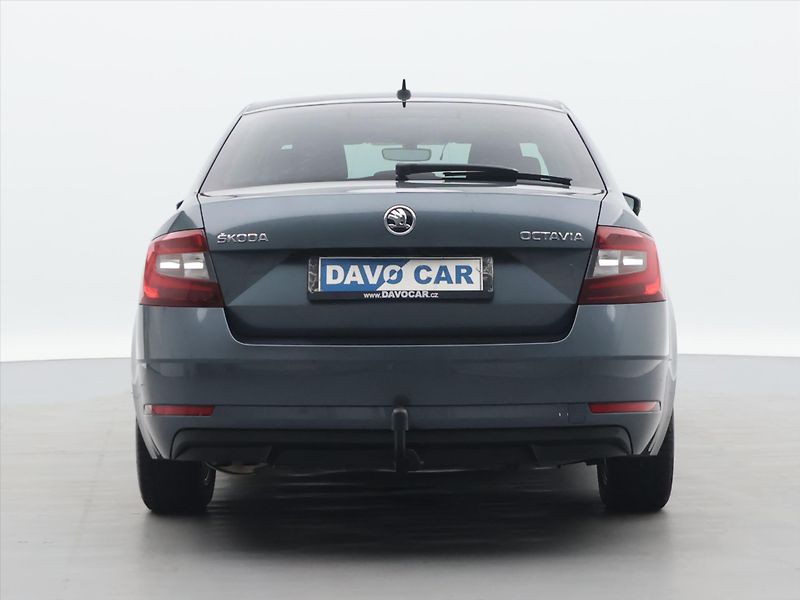Škoda Octavia 2,0 TDI 110kW DSG CZ Style LED - fotka 6 z 28