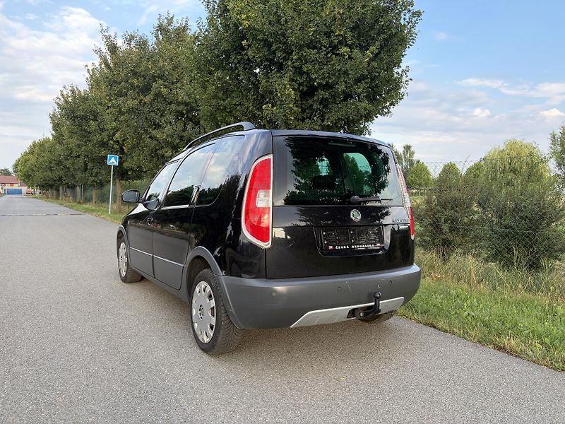 Škoda Roomster 1.6 Scout Plus Edition - fotka 4 z 13