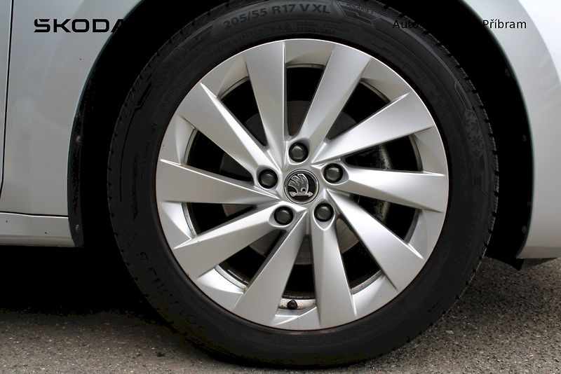 Škoda Octavia (2024) Fresh 1.5TSI / 110kW 7°DSG - fotka 23 z 23