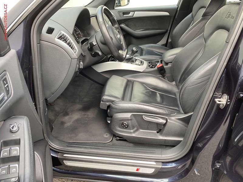 Audi Q5 (2016) 2.0TDi quattro, S-line, TZ - fotka 9 z 18