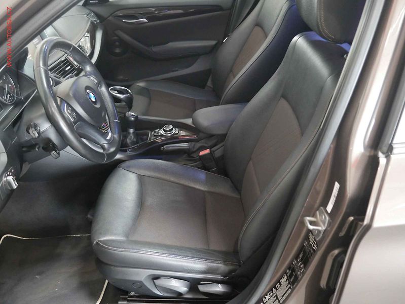 BMW X1 (2012) 2.0 d xD, Navi, xenon, kůže - fotka 9 z 21