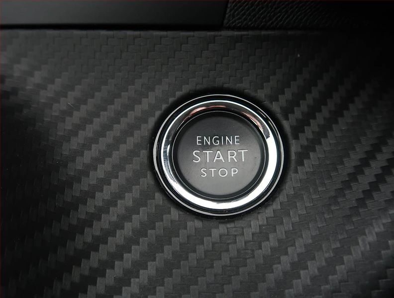 Peugeot 2008 (2021) Active 50 kWh, SoH 90% - fotka 20 z 22