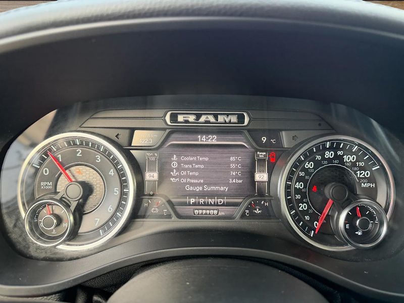 Dodge RAM (2020) +TRX PAKET+DESTROYER GREY+ - fotka 21 z 24