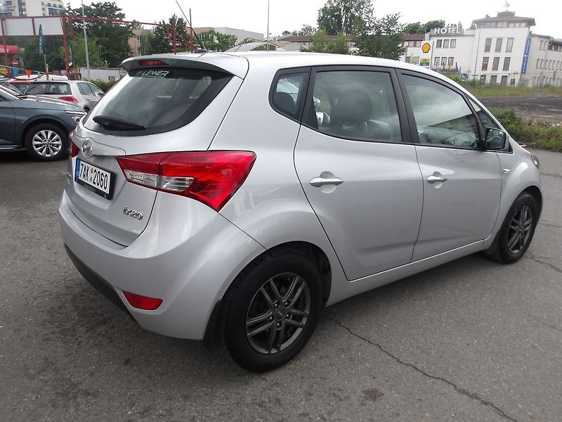 Hyundai ix20 1,6i 91kW NAJ.56000km !!! 1.MA - fotka 4 z 30