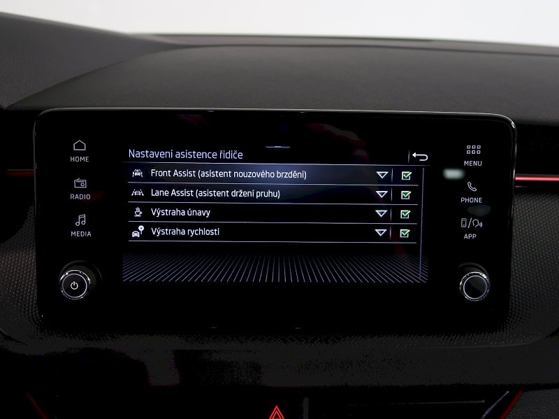 Škoda Scala (2024) DRIVE 1.5TSI 110KW DSG - fotka 25 z 39
