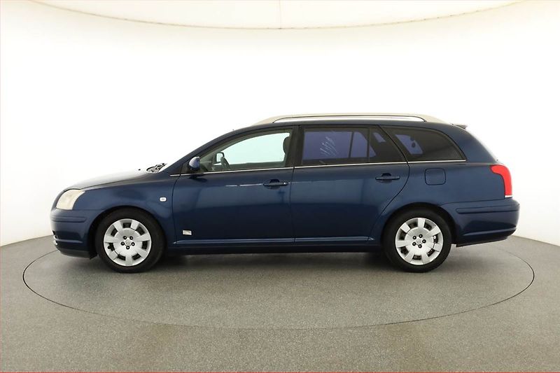 Toyota Avensis (2005) 2.0 VVT-i, nová STK, Klima - fotka 3 z 14