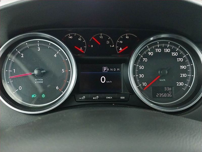 Peugeot 508 (2014) 2.2 HDi, Automat, Serv.kniha - fotka 11 z 21