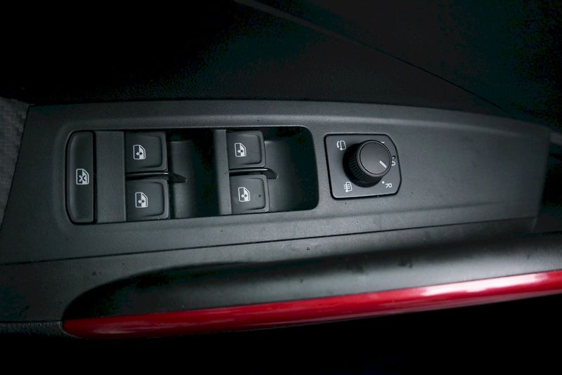 Škoda Fabia (2025) 1.0 TSI 85 kW M6° Monte Carlo - fotka 13 z 35