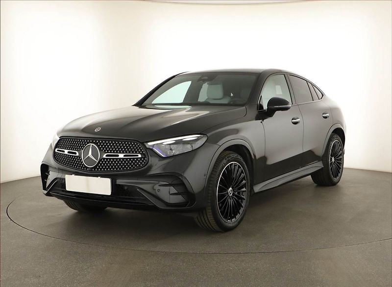 Mercedes-Benz GLC (2026) 200 4MATIC, AMG, Navigace - fotka 2 z 27