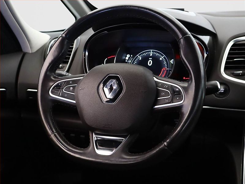 Renault Espace (2016) 1.6 dCi, Automat, 7 míst, Navi - fotka 14 z 25