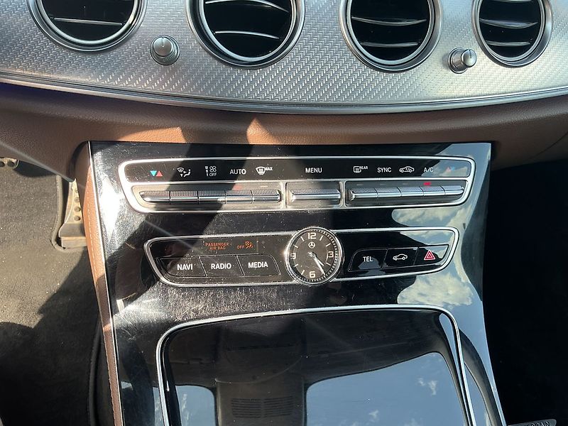 Mercedes-Benz Třídy E ALL TERRAIN 4MATIC - fotka 14 z 24